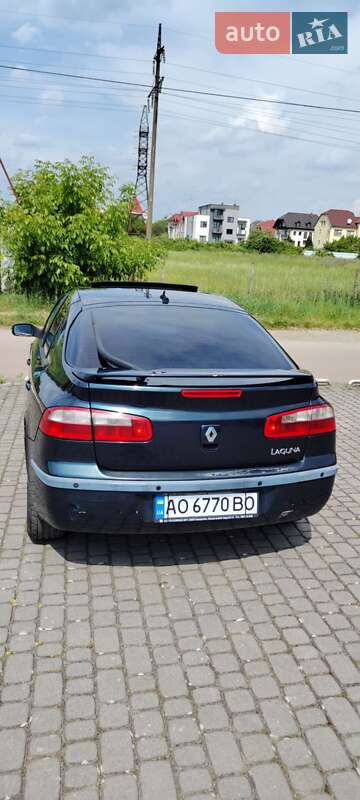Лифтбек Renault Laguna 2005 в 