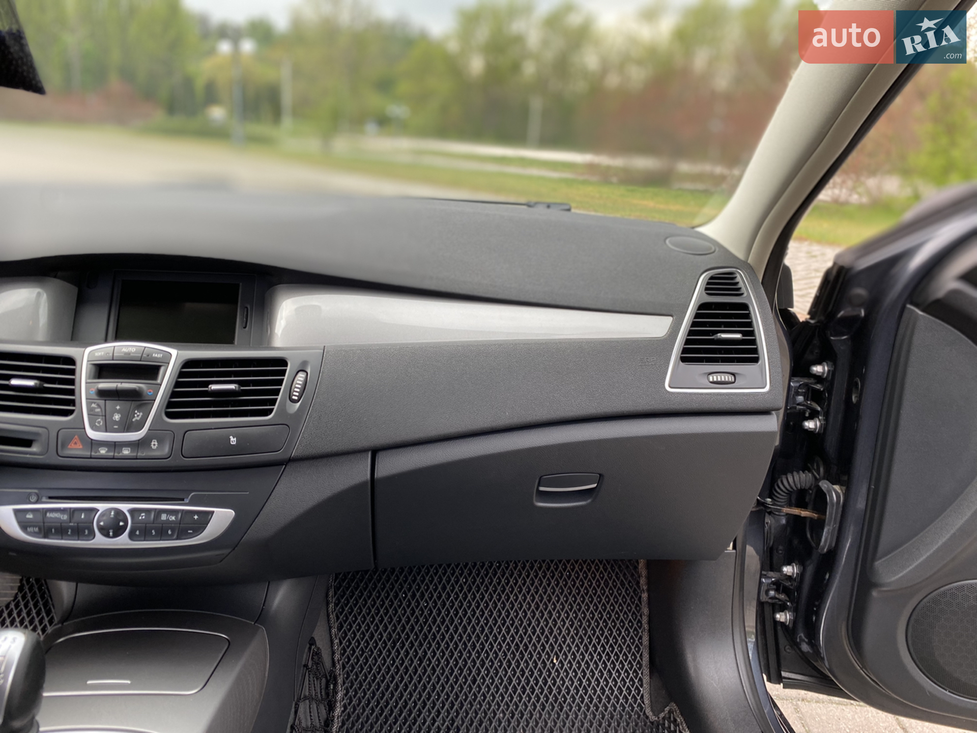 2011 Renault Laguna - мініатюра 20