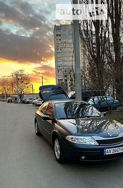 Ліфтбек Renault Laguna 2002 в Харкові