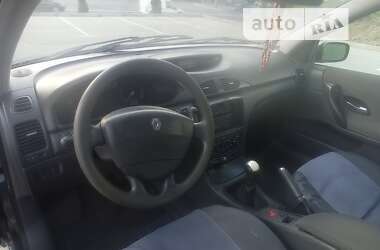 Ліфтбек Renault Laguna 2004 в Тернополі