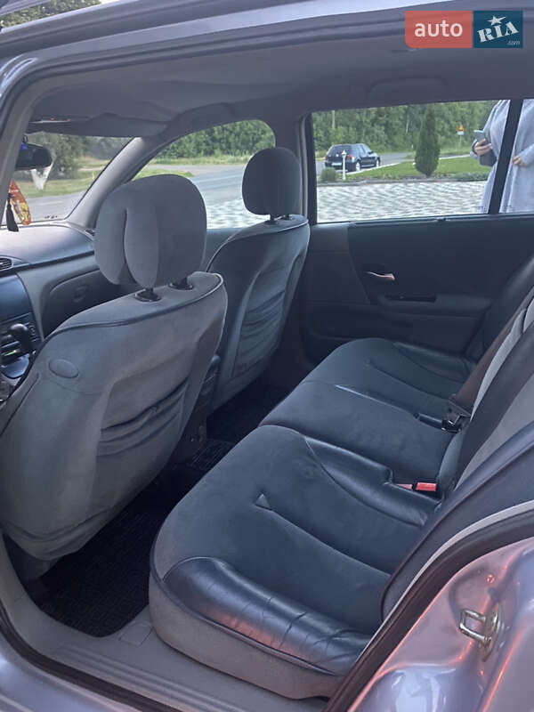 Универсал Renault Laguna 2001 в Нежине