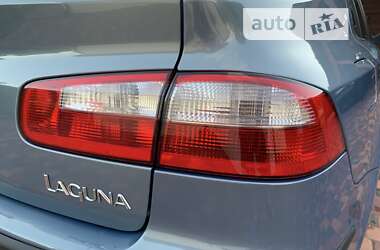 Лифтбек Renault Laguna 2004 в Житомире