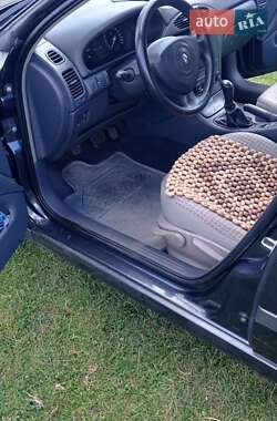 Универсал Renault Laguna 2003 в 