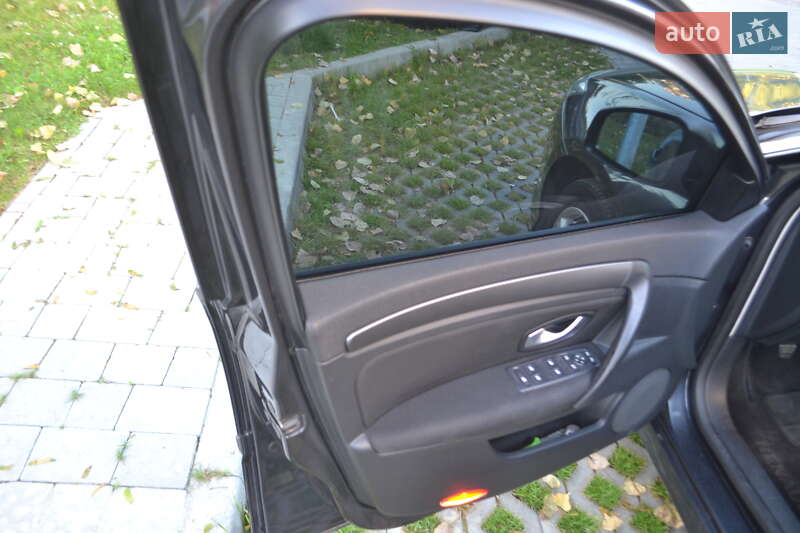 Лифтбек Renault Laguna 2008 в Львове