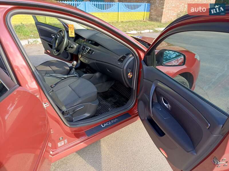 Лифтбек Renault Laguna 2007 в Врадиевке