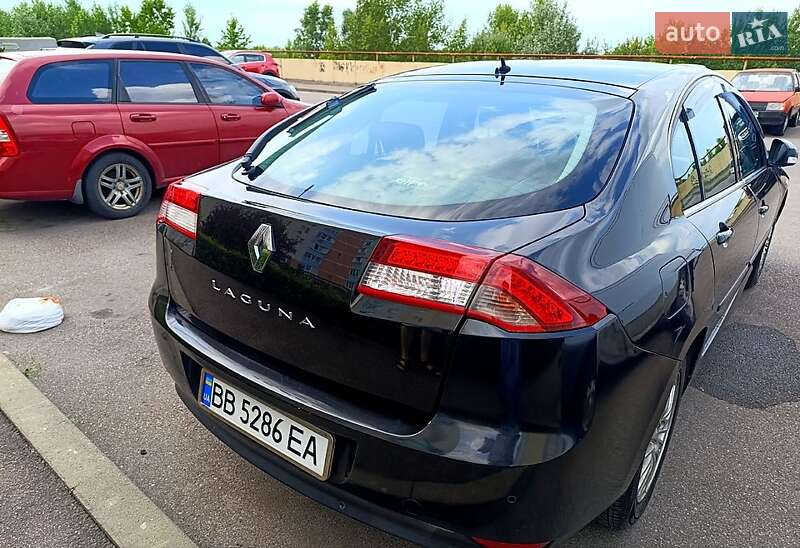 Ліфтбек Renault Laguna 2011 в Києві