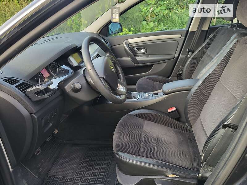 Универсал Renault Laguna 2008 в Надворной