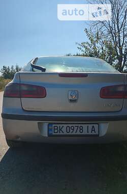 Лифтбек Renault Laguna 2002 в Корце