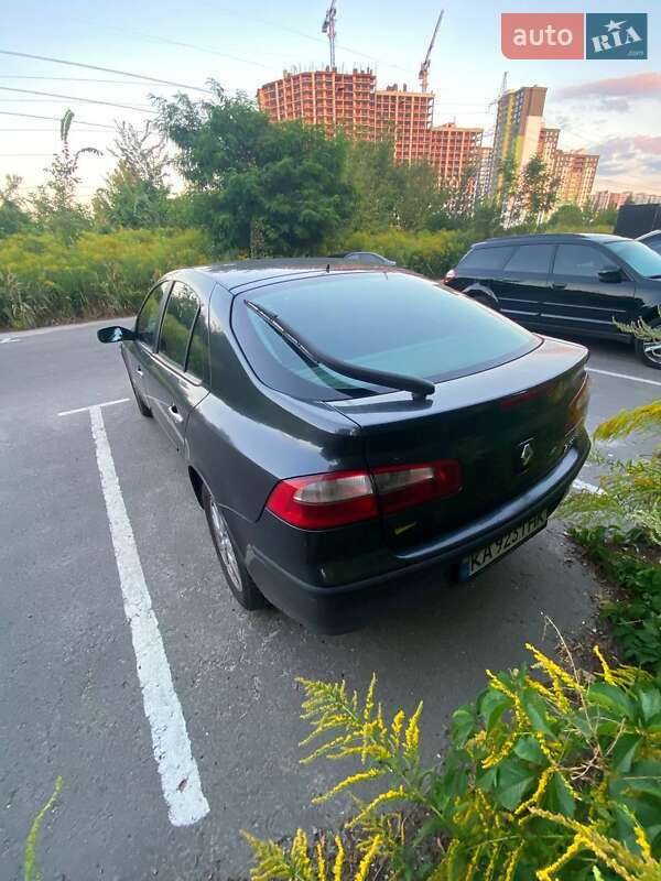 Лифтбек Renault Laguna 2005 в Киеве
