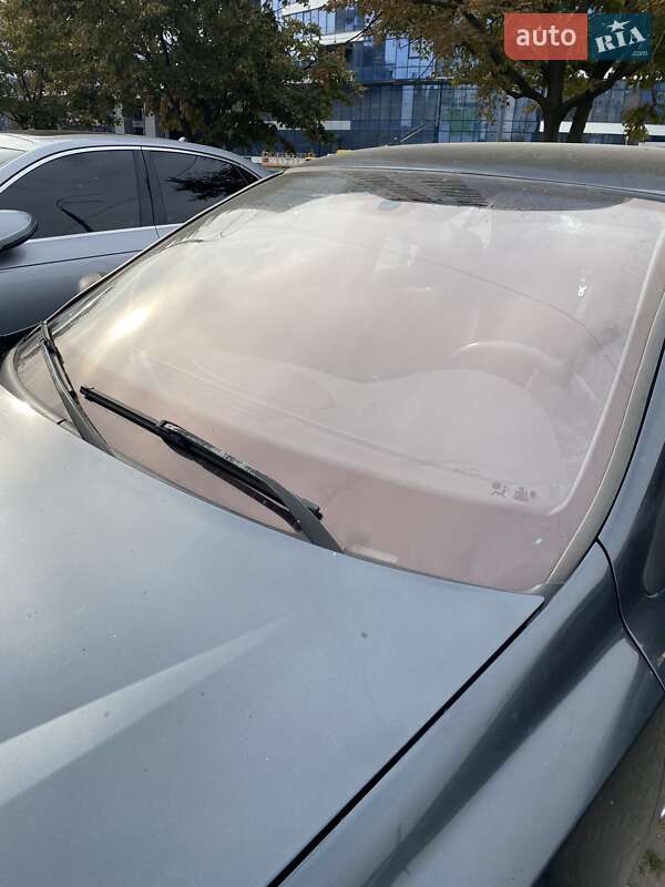 Лифтбек Renault Laguna 2005 в Киеве