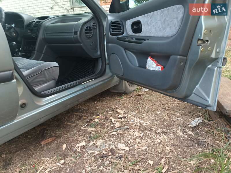Универсал Renault Laguna 1997 в Василькове фото 5 Универсал Renault Laguna 1997 в Василькове