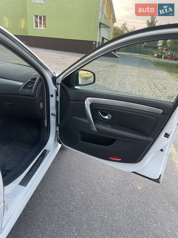 Лифтбек Renault Laguna 2013 в Виннице