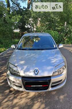 Лифтбек Renault Laguna 2014 в 