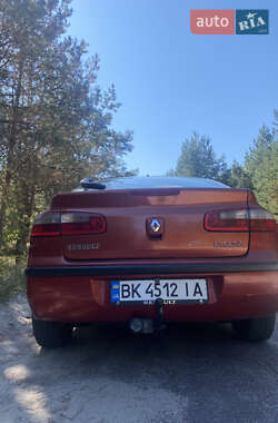 Лифтбек Renault Laguna 2001 в Вараше