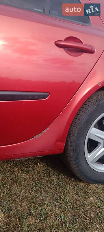 Лифтбек Renault Laguna 2001 в Шепетовке