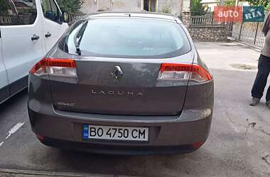Лифтбек Renault Laguna 2009 в 