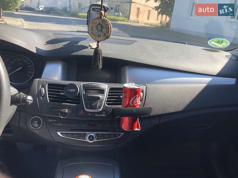 Ліфтбек Renault Laguna 2008 в Луцьку