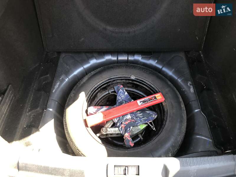 Ліфтбек Renault Laguna 2008 в Луцьку