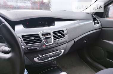 Ліфтбек Renault Laguna 2010 в Львові