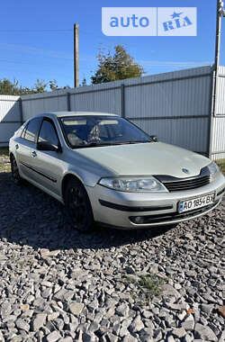 Ліфтбек Renault Laguna 2003 в Середньому