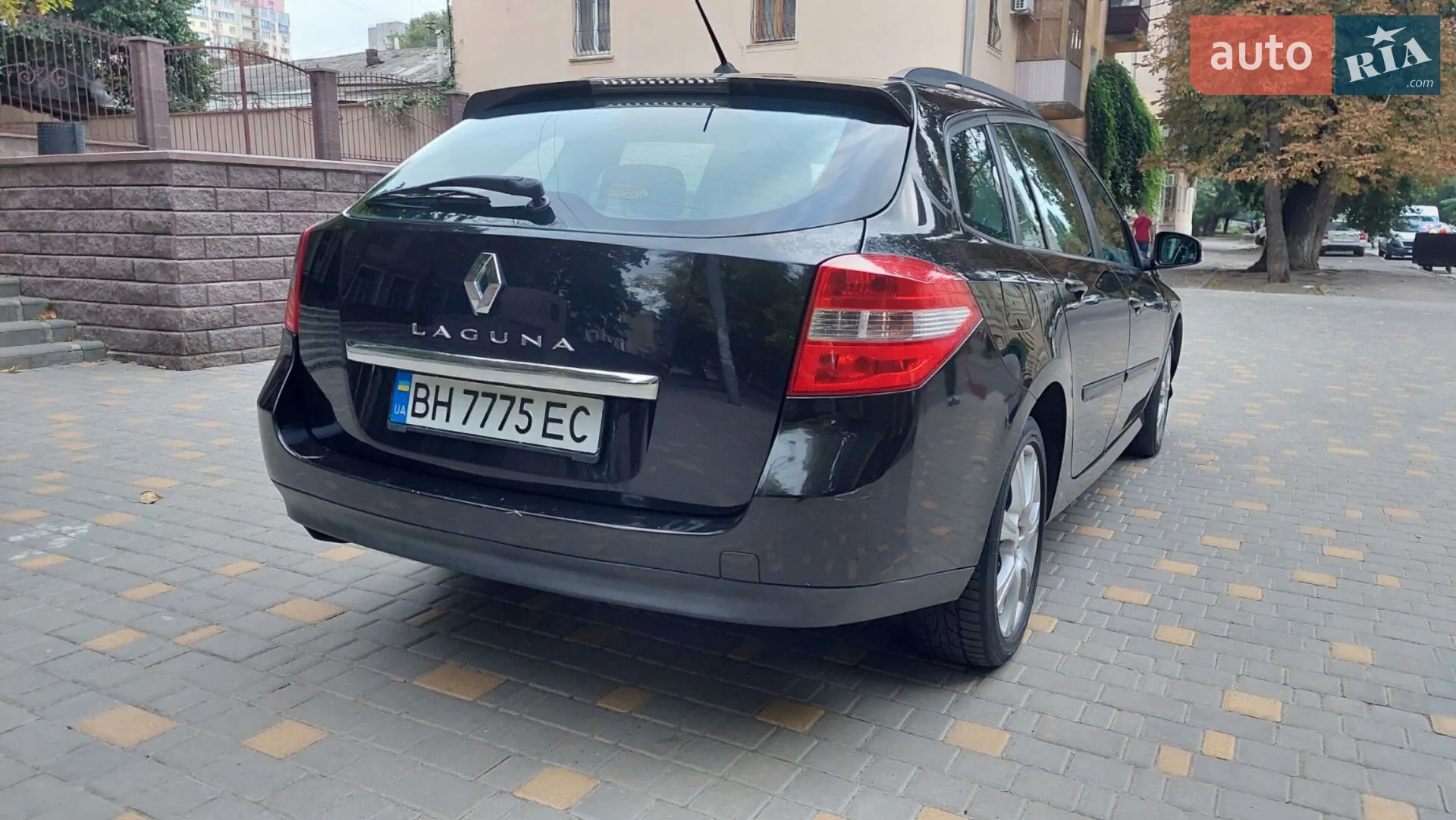 2010 Renault Laguna - мініатюра 8