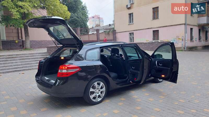 Универсал Renault Laguna 2010 в Одессе