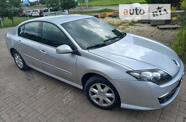 Ліфтбек Renault Laguna 2009 в Львові