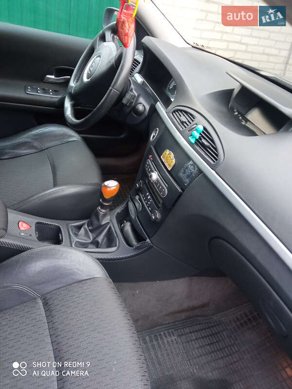 Универсал Renault Laguna 2006 в Ковеле