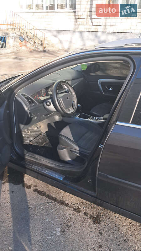 Универсал Renault Laguna 2011 в Львове фото 4 Универсал Renault Laguna 2011 в Львове