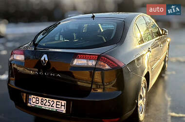 Лифтбек Renault Laguna 2009 в Чернигове