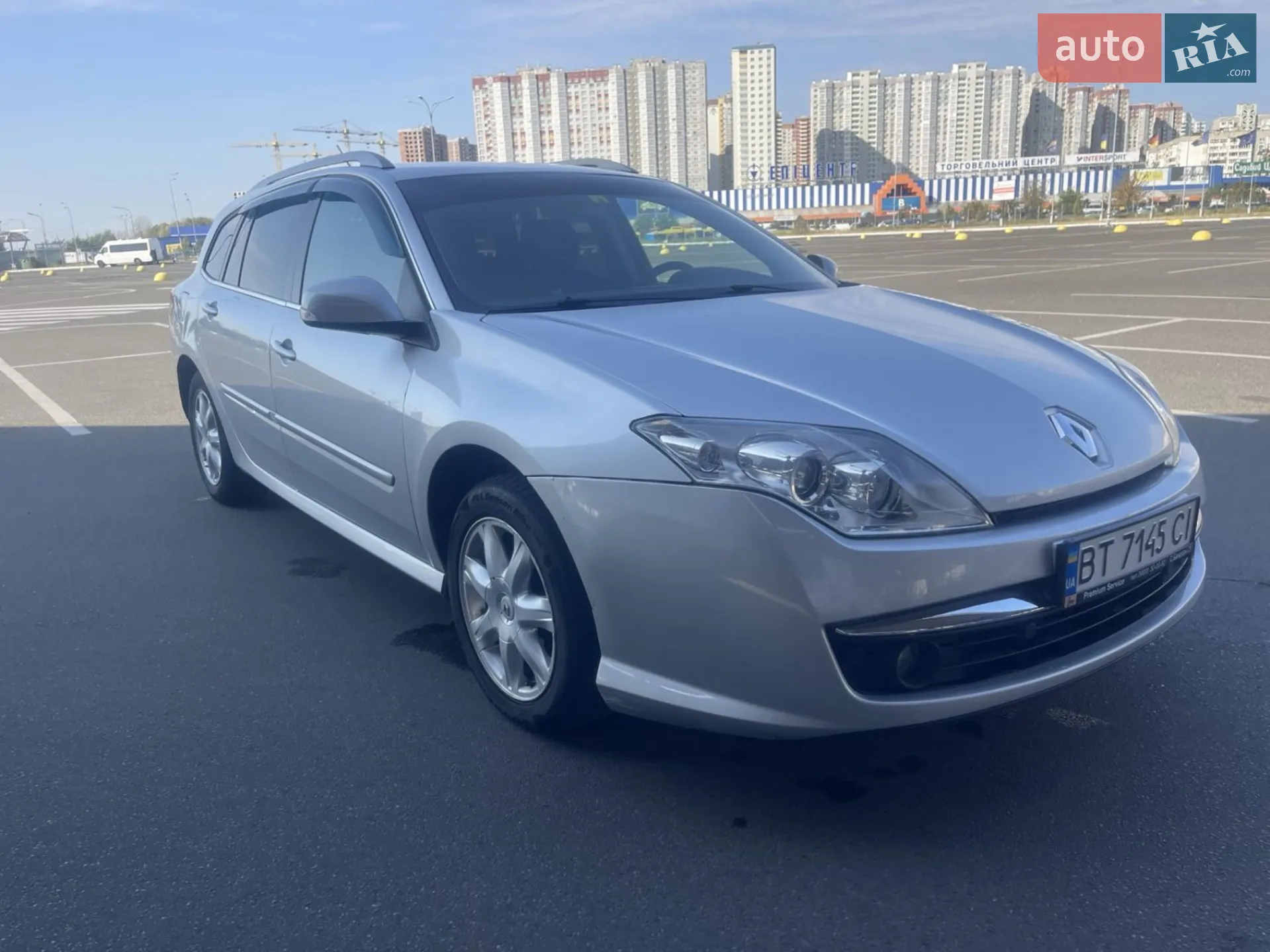 2010 Renault Laguna - мініатюра 2