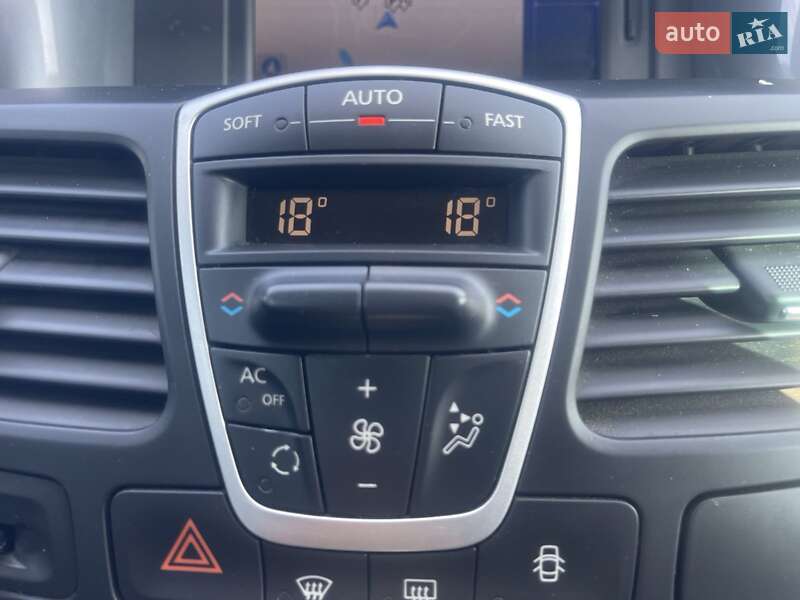 Универсал Renault Laguna 2010 в Киеве