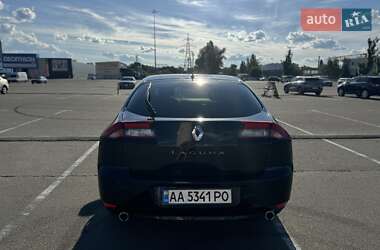 Лифтбек Renault Laguna 2014 в 
