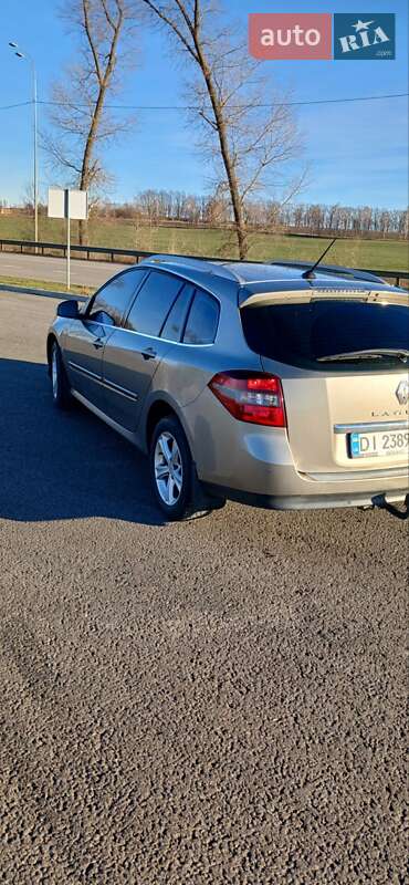 Универсал Renault Laguna 2011 в Ромнах