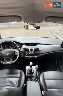 Лифтбек Renault Laguna 2008 в 