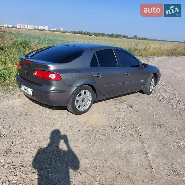 Ліфтбек Renault Laguna 2006 в 