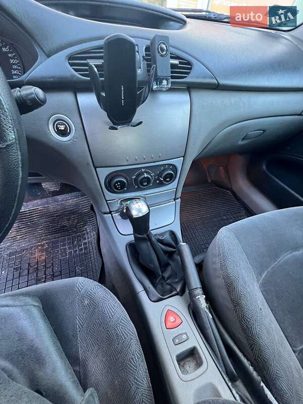 Универсал Renault Laguna 2001 в Тернополе