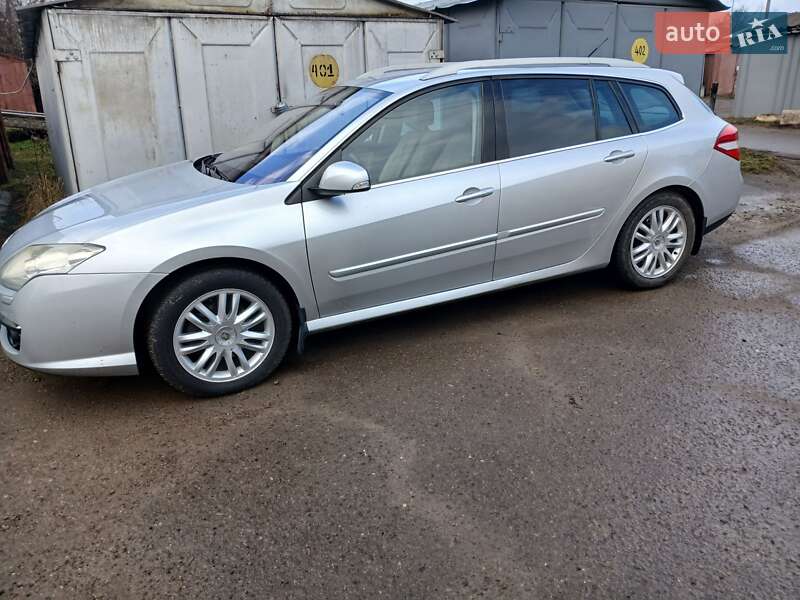 Універсал Renault Laguna 2010 в Чернівцях фото 4 Універсал Renault Laguna 2010 в Чернівцях