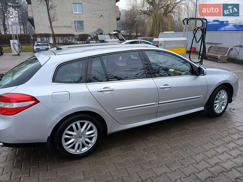 Універсал Renault Laguna 2010 в Чернівцях фото 14 Універсал Renault Laguna 2010 в Чернівцях