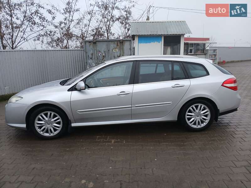 Універсал Renault Laguna 2010 в Чернівцях фото 53 Універсал Renault Laguna 2010 в Чернівцях