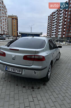 Ліфтбек Renault Laguna 2001 в Тернополі