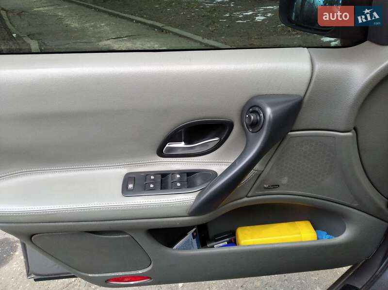 Лифтбек Renault Laguna 2001 в Конотопе фото 2 Лифтбек Renault Laguna 2001 в Конотопе