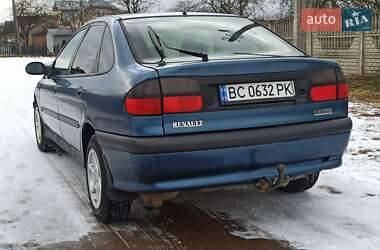 Лифтбек Renault Laguna 1995 в Ивано-Франковске