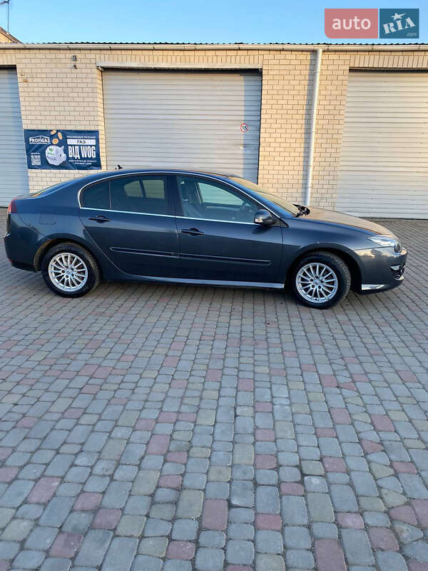 Лифтбек Renault Laguna 2011 в Луцке