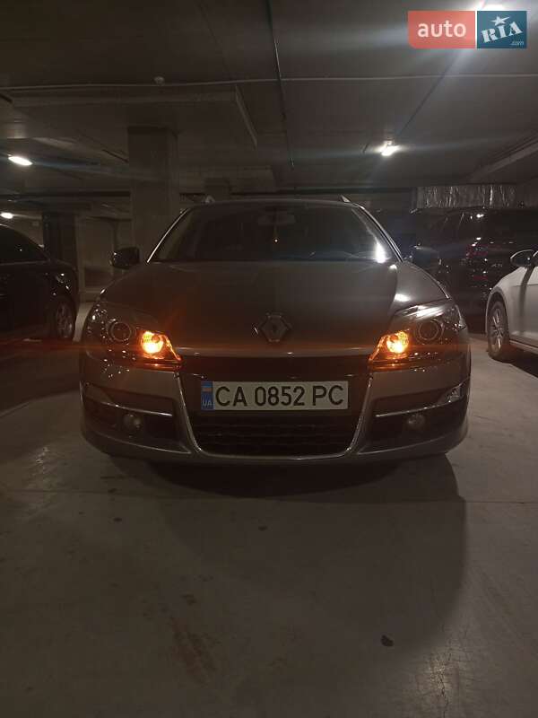Универсал Renault Laguna 2012 в 