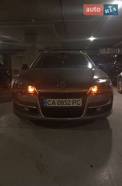 Универсал Renault Laguna 2012 в 