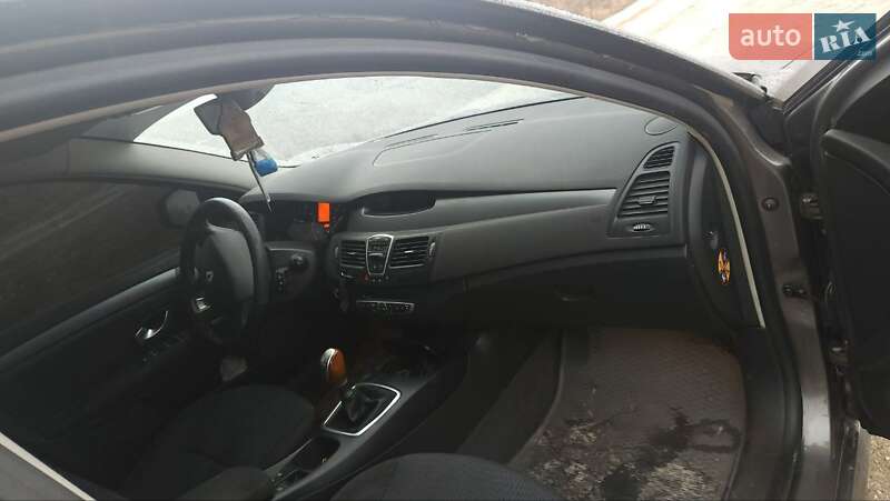 Лифтбек Renault Laguna 2007 в Кременце