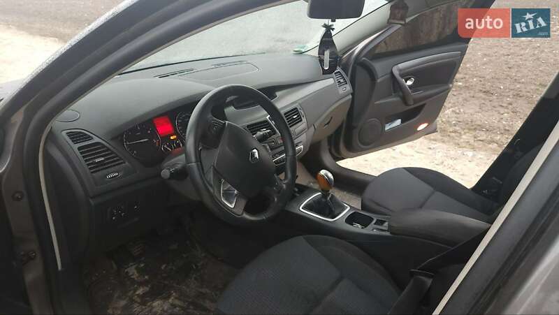 Лифтбек Renault Laguna 2007 в Кременце