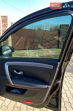 Универсал Renault Laguna 2011 в 