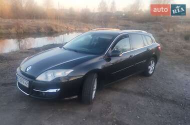 Универсал Renault Laguna 2009 в Староконстантинове